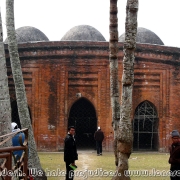 Noi-Gombuj Masjid 02